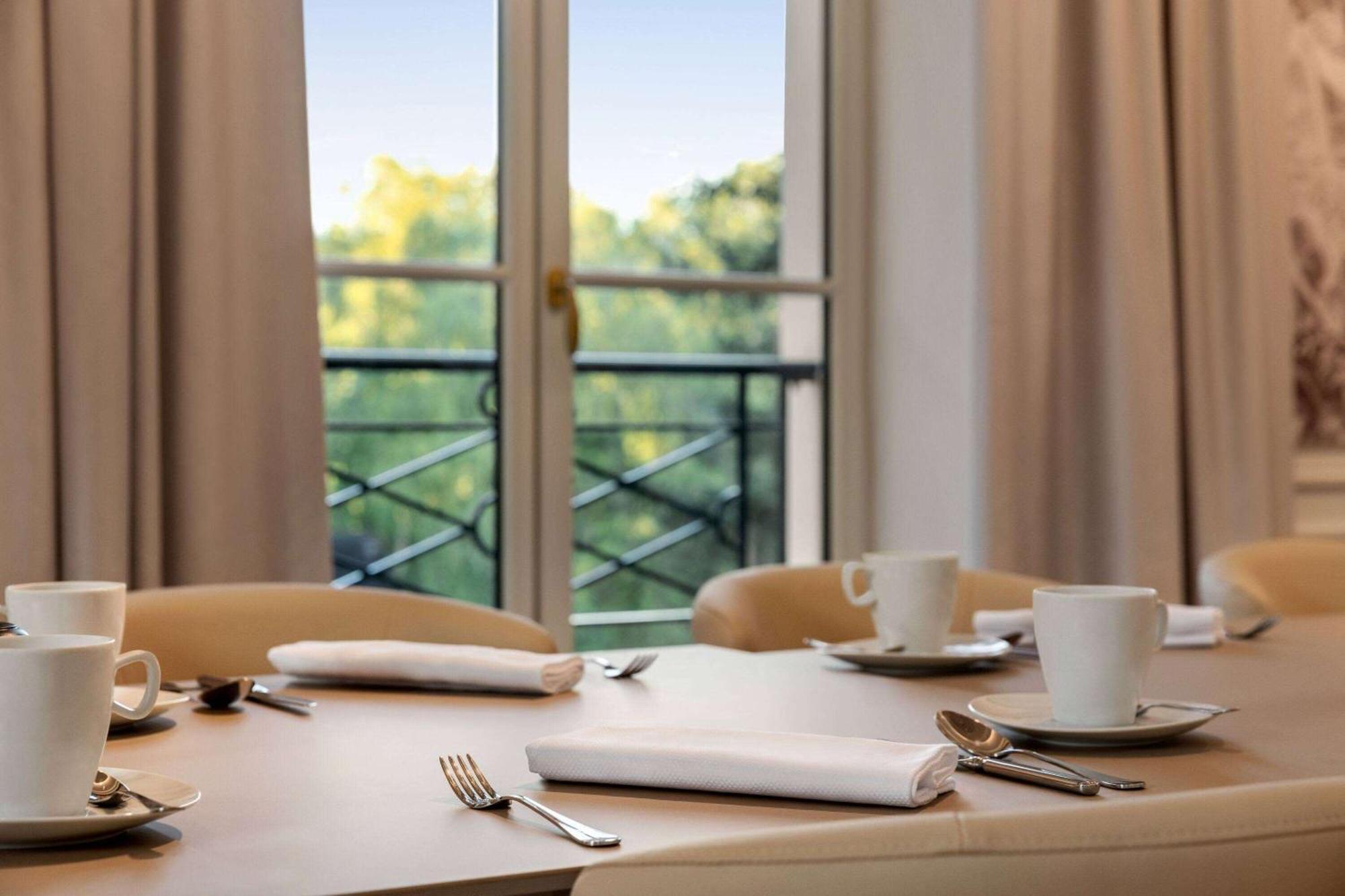 Dolce By Wyndham Versailles - Domaine Du Montcel Jouy-en-Josas Exteriér fotografie